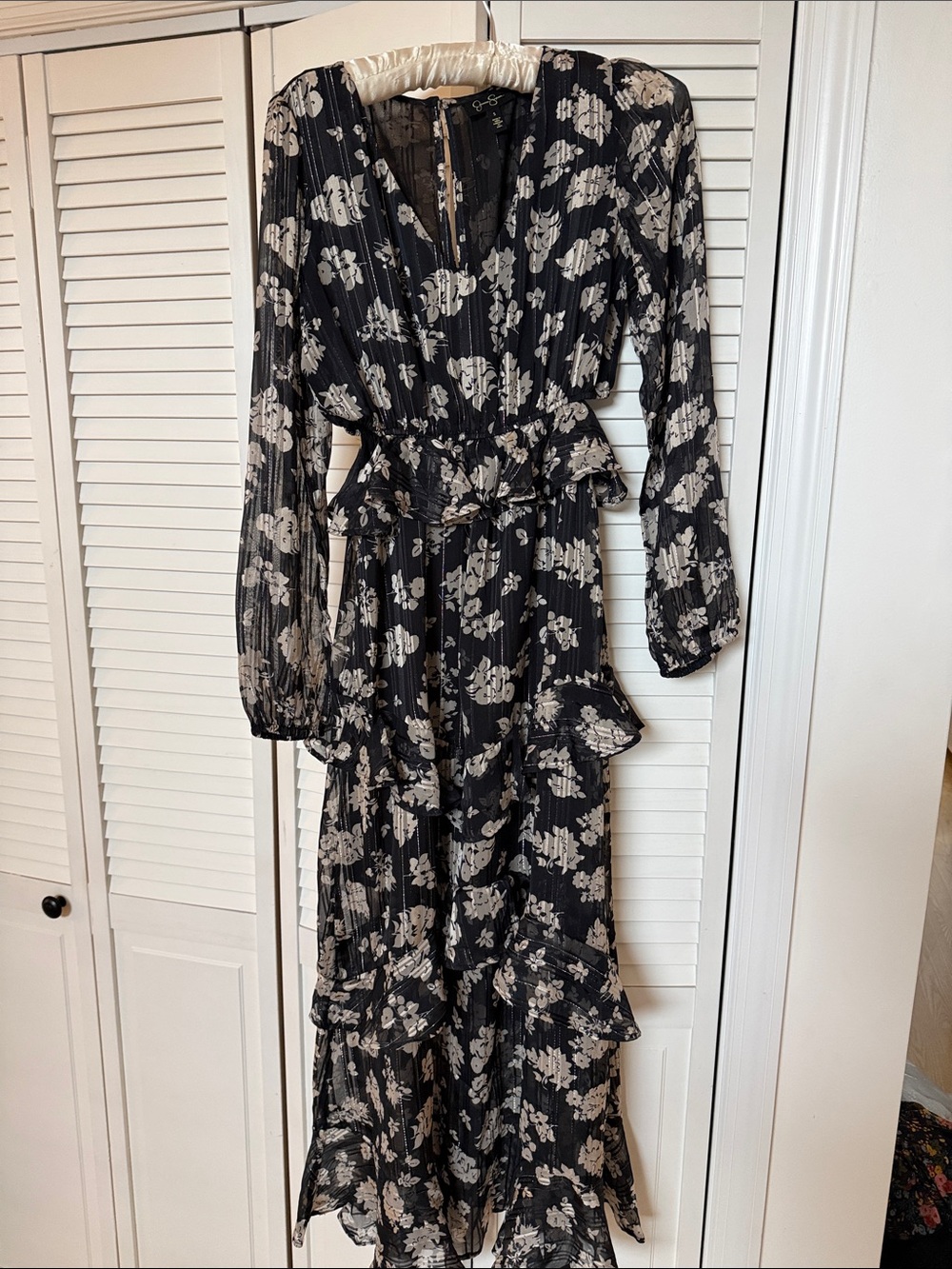 Jessica Simpson Black and Cream Floral Ruffle Maxi Dress